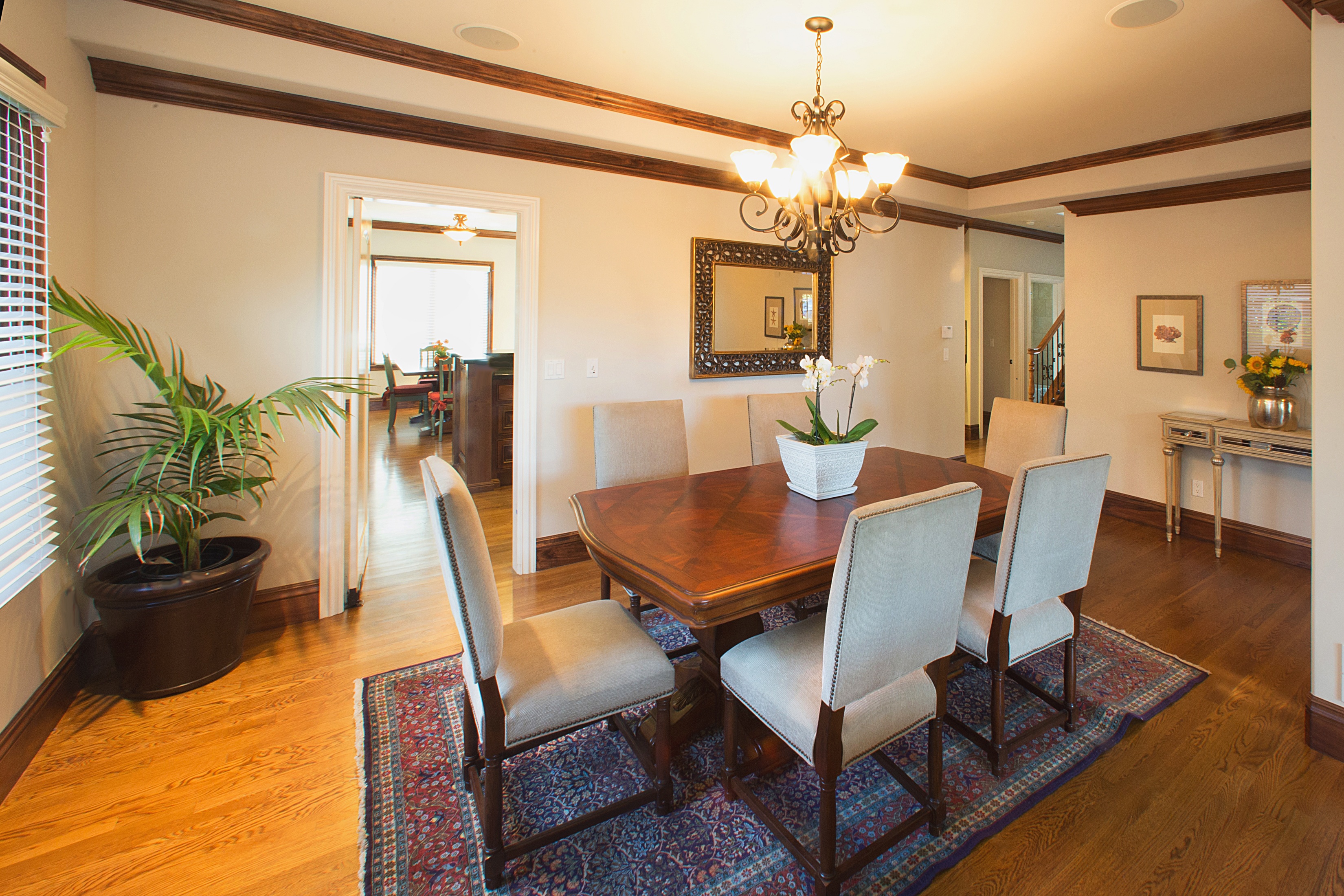 Additional photo for property listing at Luxurious Mediterranean Home in Sought-After Midtown 3318 Waverley St Palo Alto, California 94306 United States 